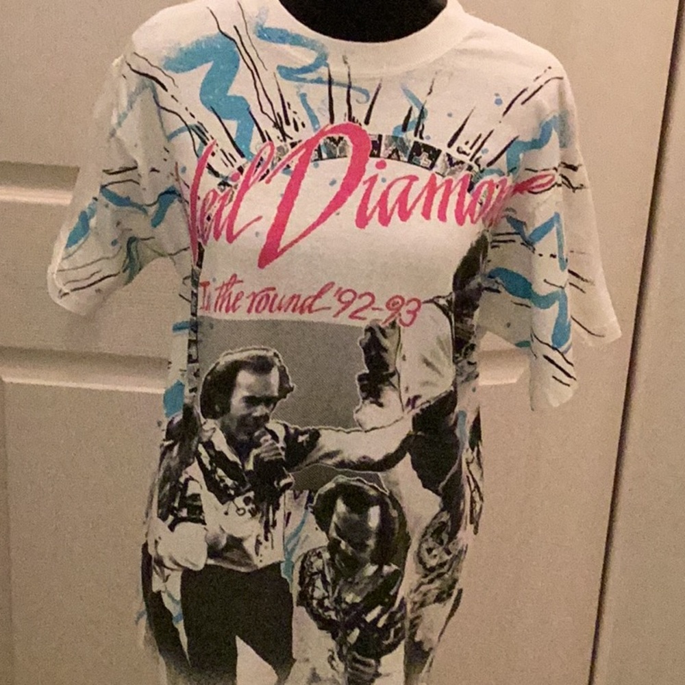 ⭐️NWOT Fabulous & Fun Neil Diamond Tee Shirt From Neil Diamond Concert Years Ago